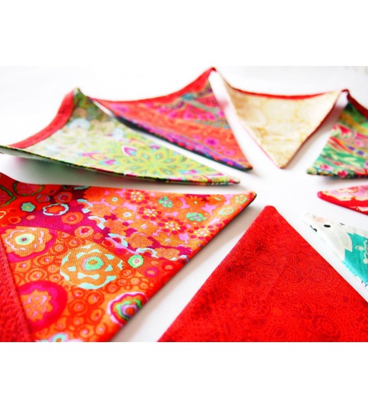 ZĽAVA - Girlanda s červenou šnúrkou ZĽAVA - Girlanda s červenou šnúrkou